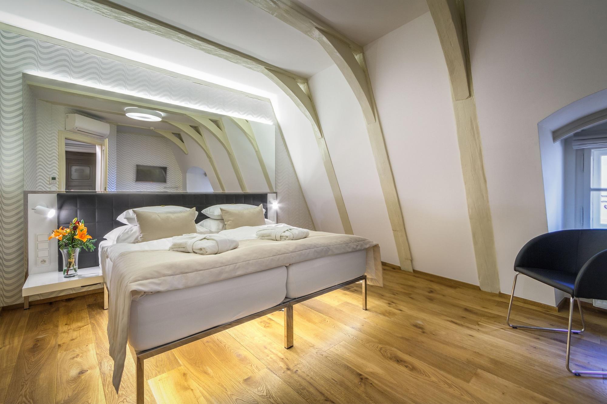 Golden Star Отель 4*