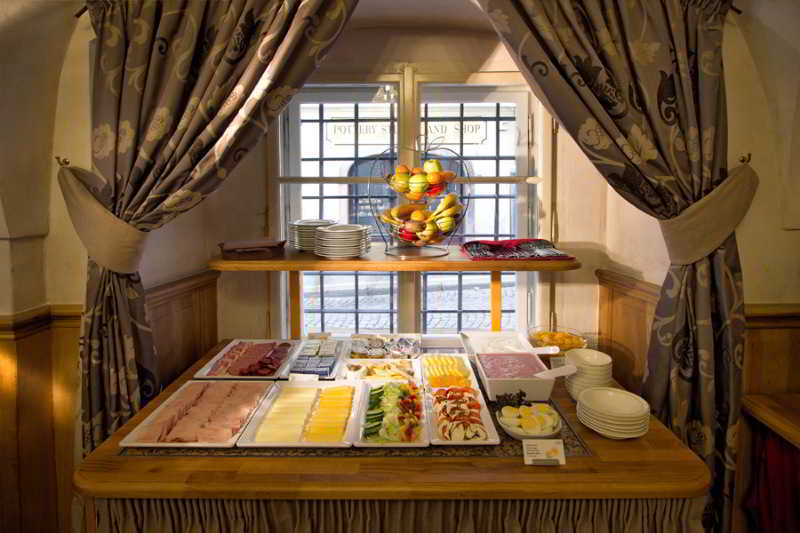 Hotel Golden Star 4*