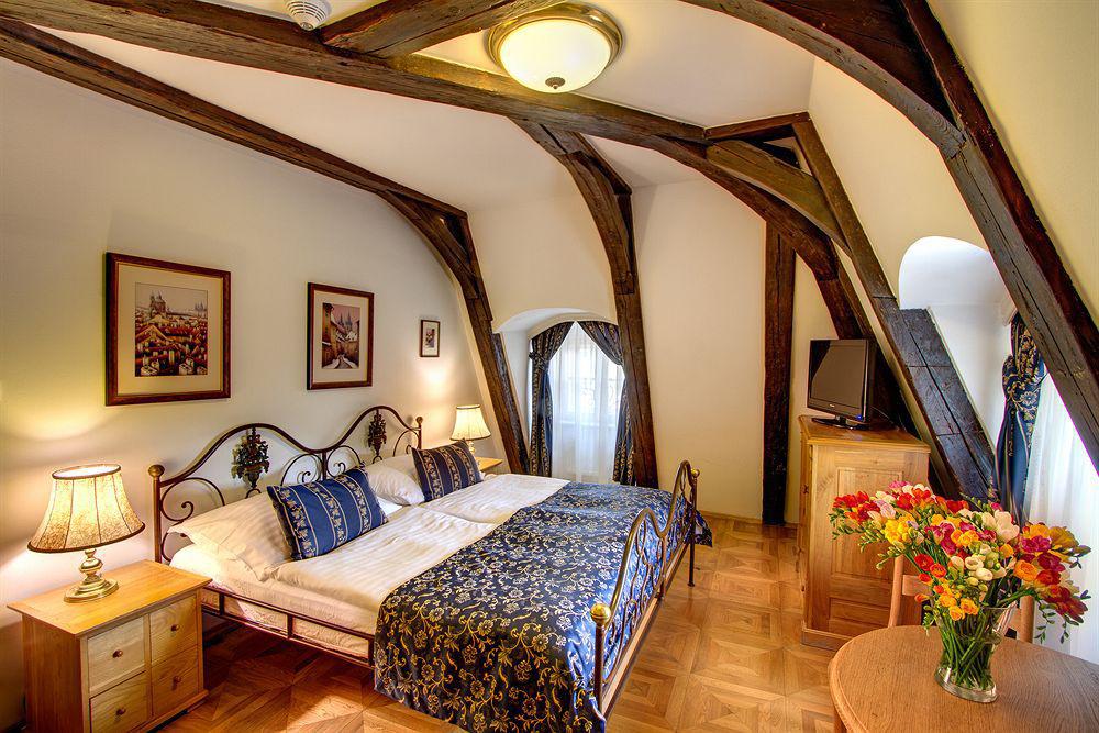 Hotel Golden Star